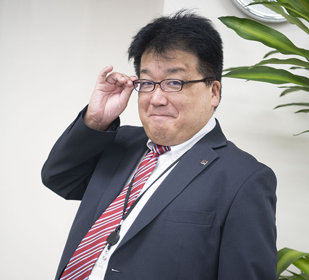 浦部 博正 課長　営業推進部マーケティング課